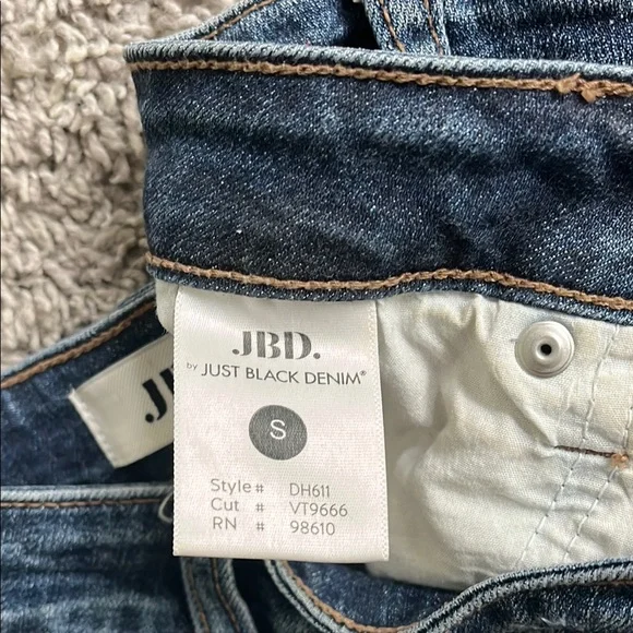 JBD Distressed Denim Jean Shorts - Picture 2 of 3